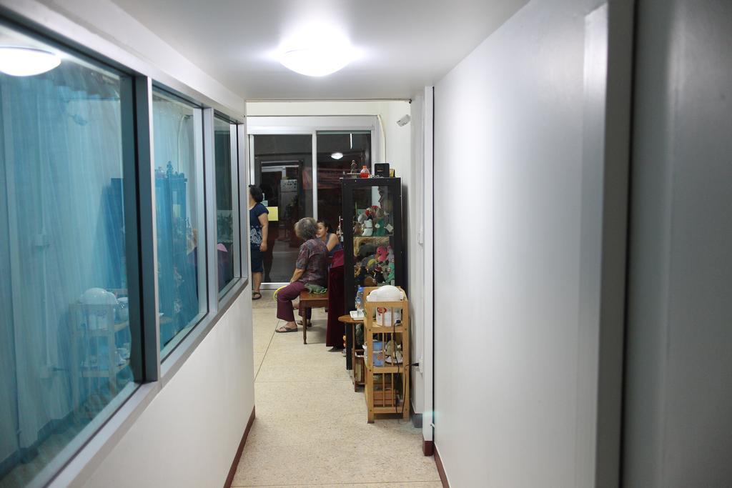 Baan Aree (Adults Only) Hotel Chiang Mai Bagian luar foto
