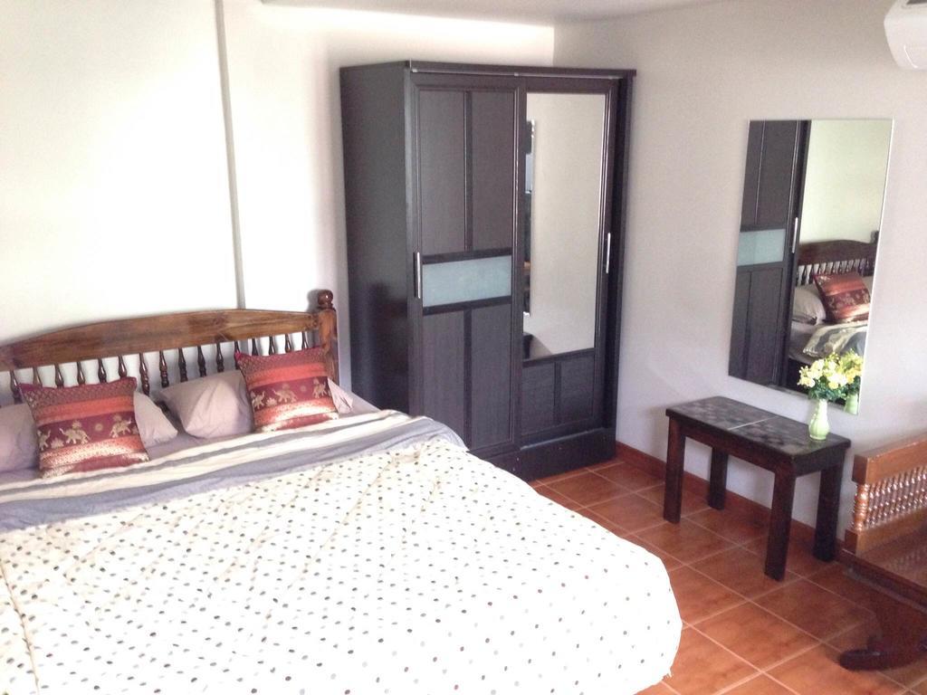 Baan Aree (Adults Only) Hotel Chiang Mai Bagian luar foto
