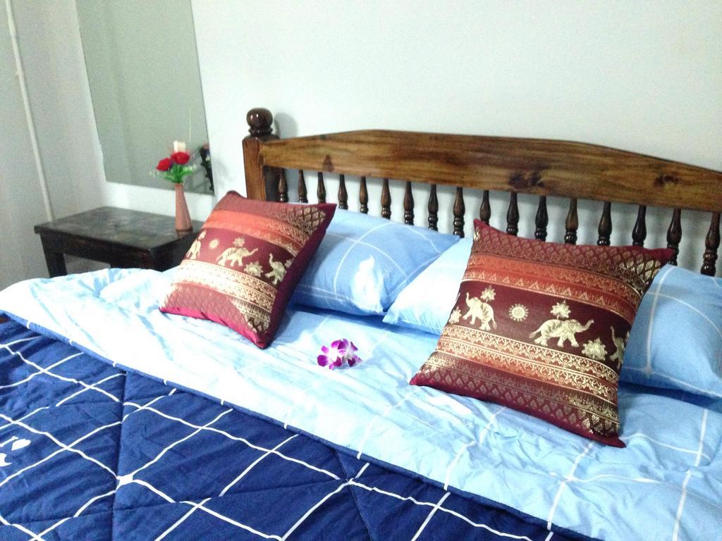 Baan Aree (Adults Only) Hotel Chiang Mai Bagian luar foto